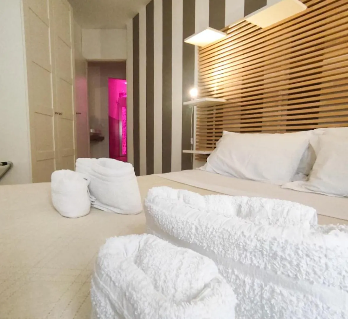 Palermo Central B&B Oda ve Kahvaltı